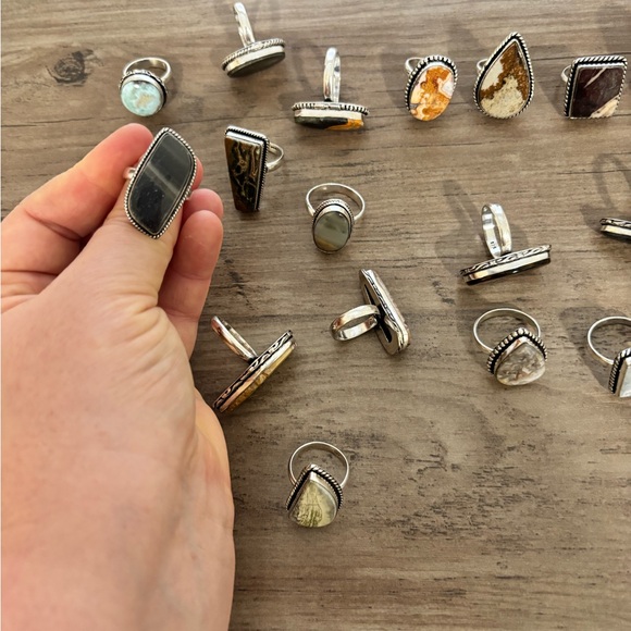 Lot Of 17 Sterling Silver And Stone Rings - Picture 15 of 16